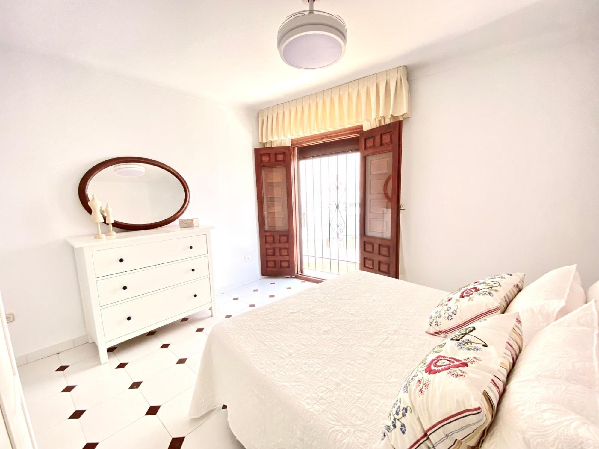 Casa Miguel - 3 Beautiful Apartments Availabe Sayalonga Habitación foto
