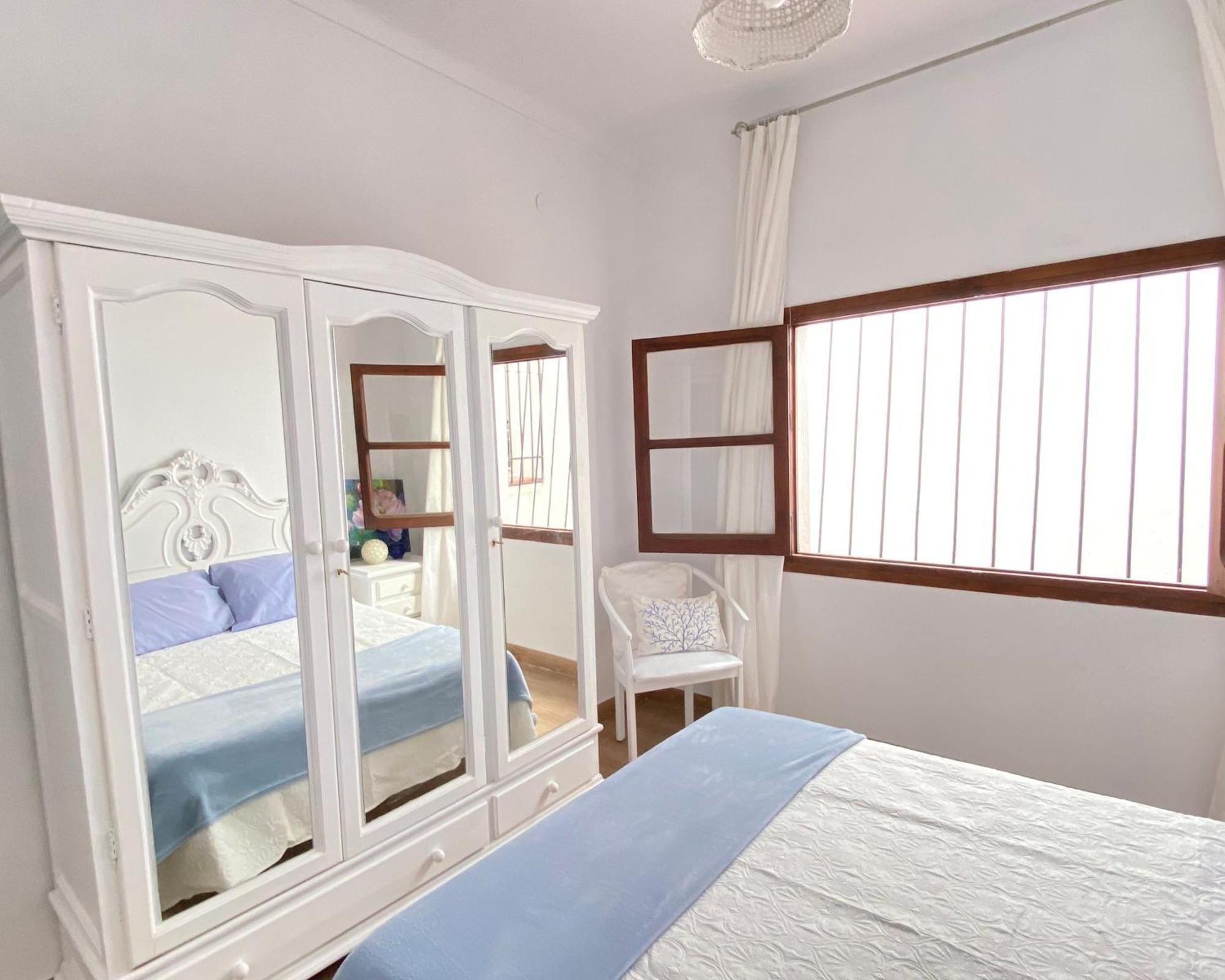 Casa Miguel - 3 Beautiful Apartments Availabe Sayalonga Habitación foto